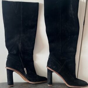 Vince Camuto Suede boots